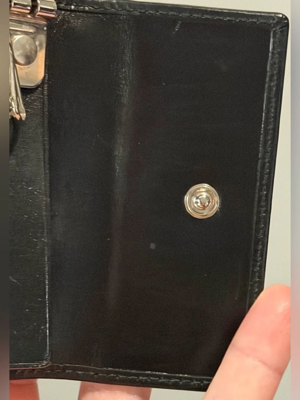 Gucci black key holder